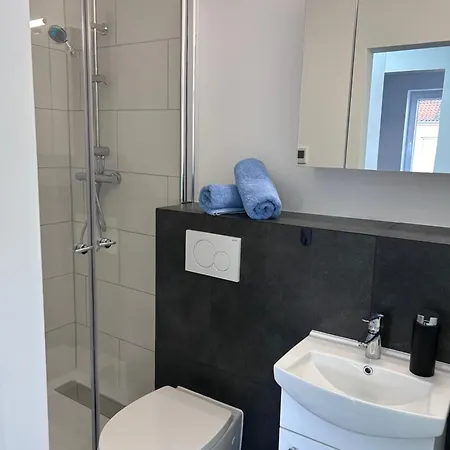 Hochwertige City & Messewohnung アパート